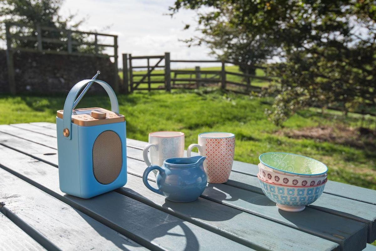 Berwick Upon Tweed Cow Parsley Shepherd'S Hut מראה חיצוני תמונה