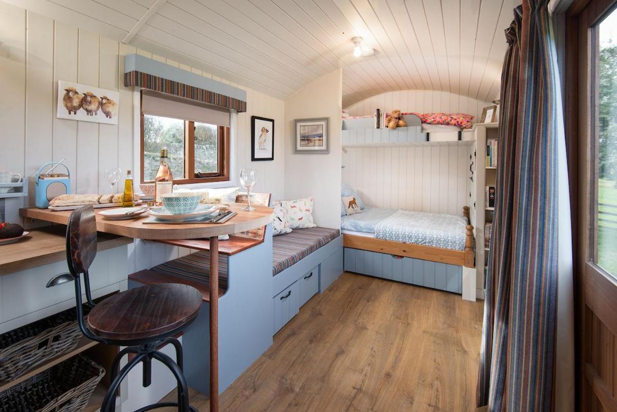 Berwick Upon Tweed Cow Parsley Shepherd'S Hut מראה חיצוני תמונה